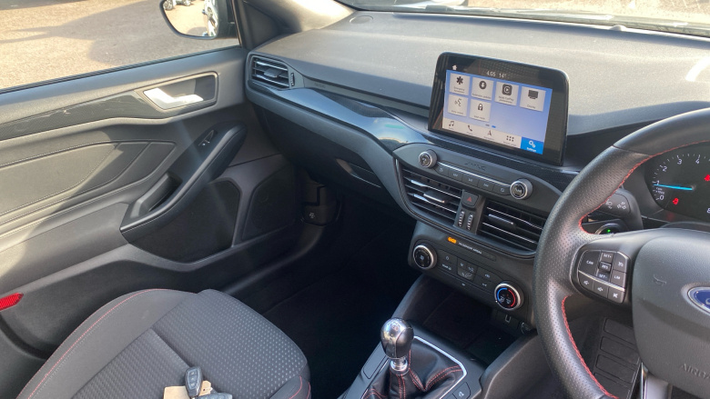 Ford Focus 1.0 EcoBoost 125 ST-Line 5dr Petrol Hatchback